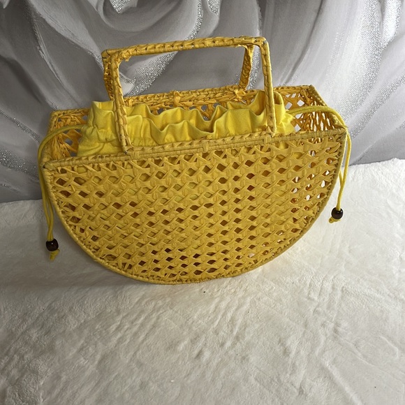 House of Harlow - Picture 7 of 7